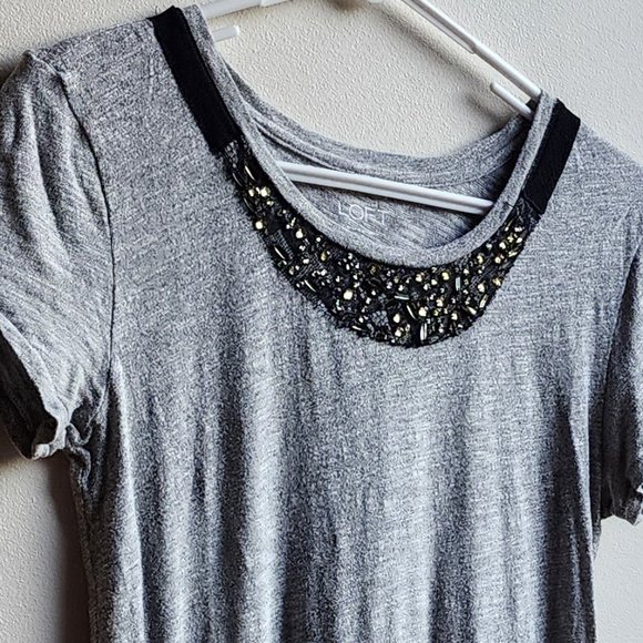 LOFT Gray Short Sleeve Jersey With Jeweled Neckline Size Small - Picture 4 of 15